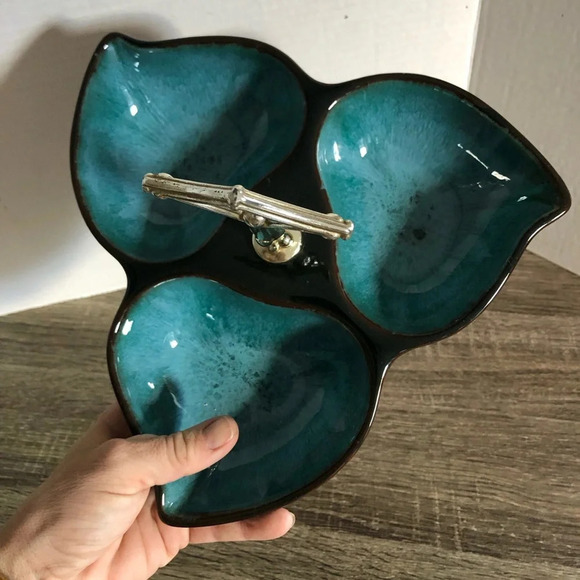 Vtg Blue Mountain Pottery Three Section Handled Dish - Picture 7 of 11